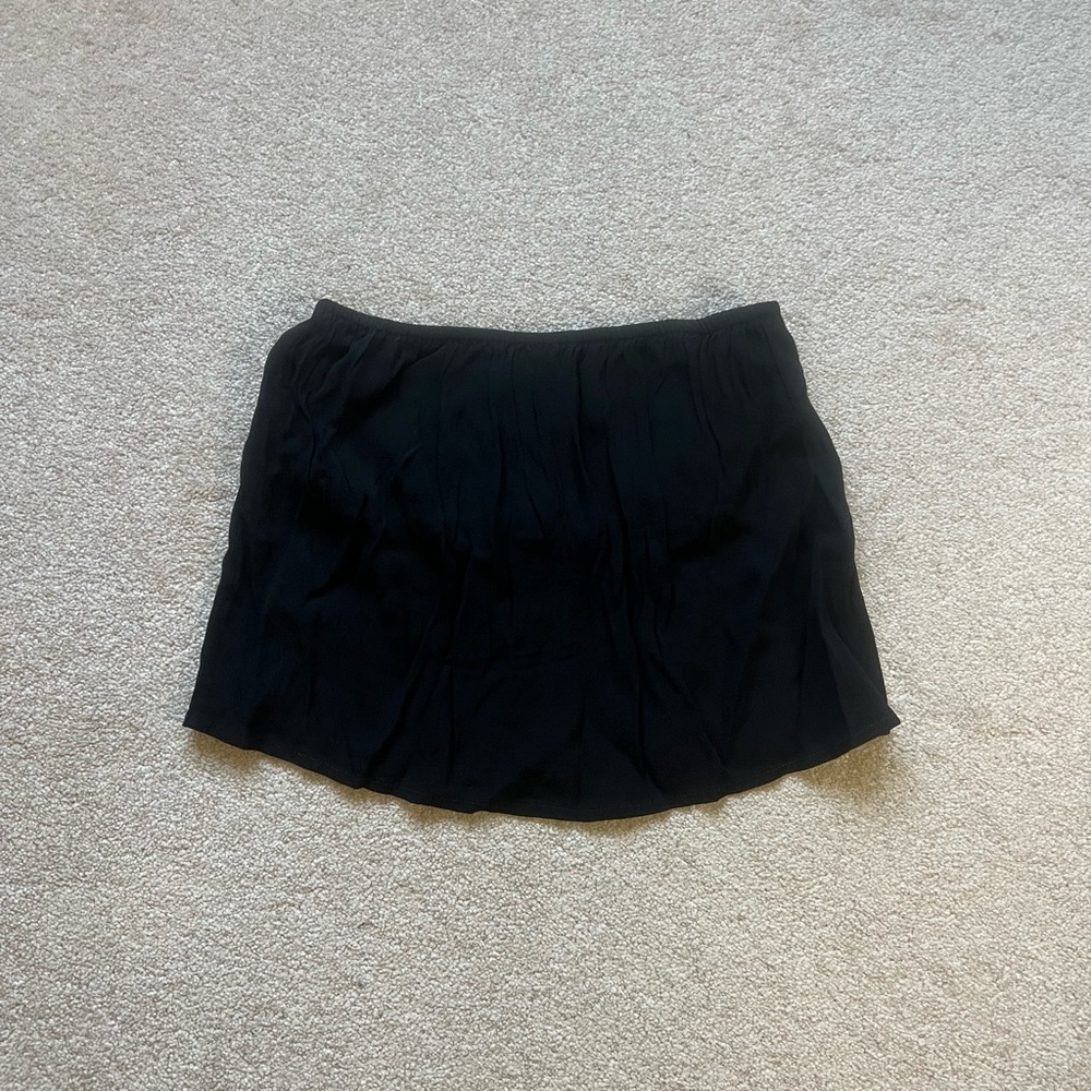 Brandy Melville Black Flowy Tube Top